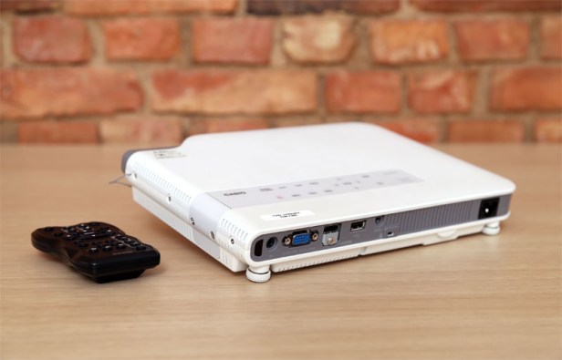 projektor2img_3346-copy_800pix